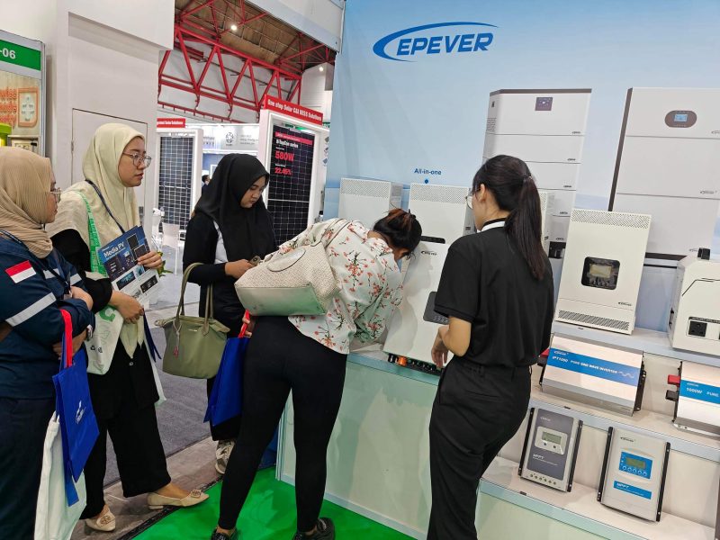 EPEVER at solarthech Indonesia03